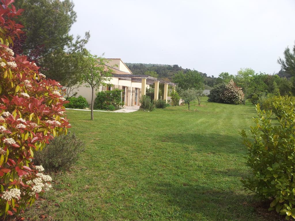 Bed and Breakfast Lamanderie En Provence Alleins Exteriér fotografie