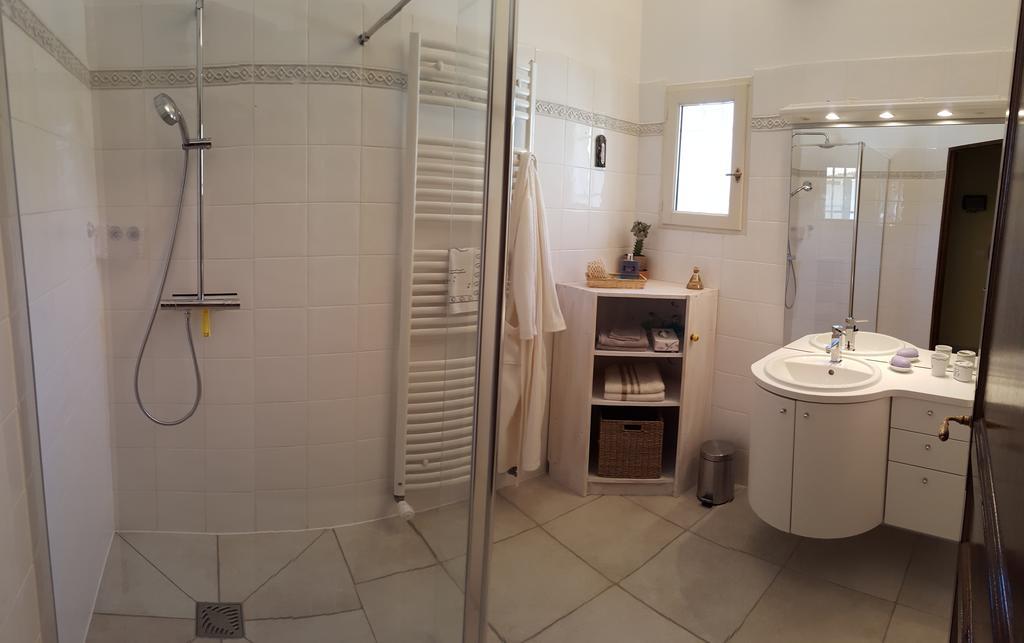 Bed and Breakfast Lamanderie En Provence Alleins Pokoj fotografie